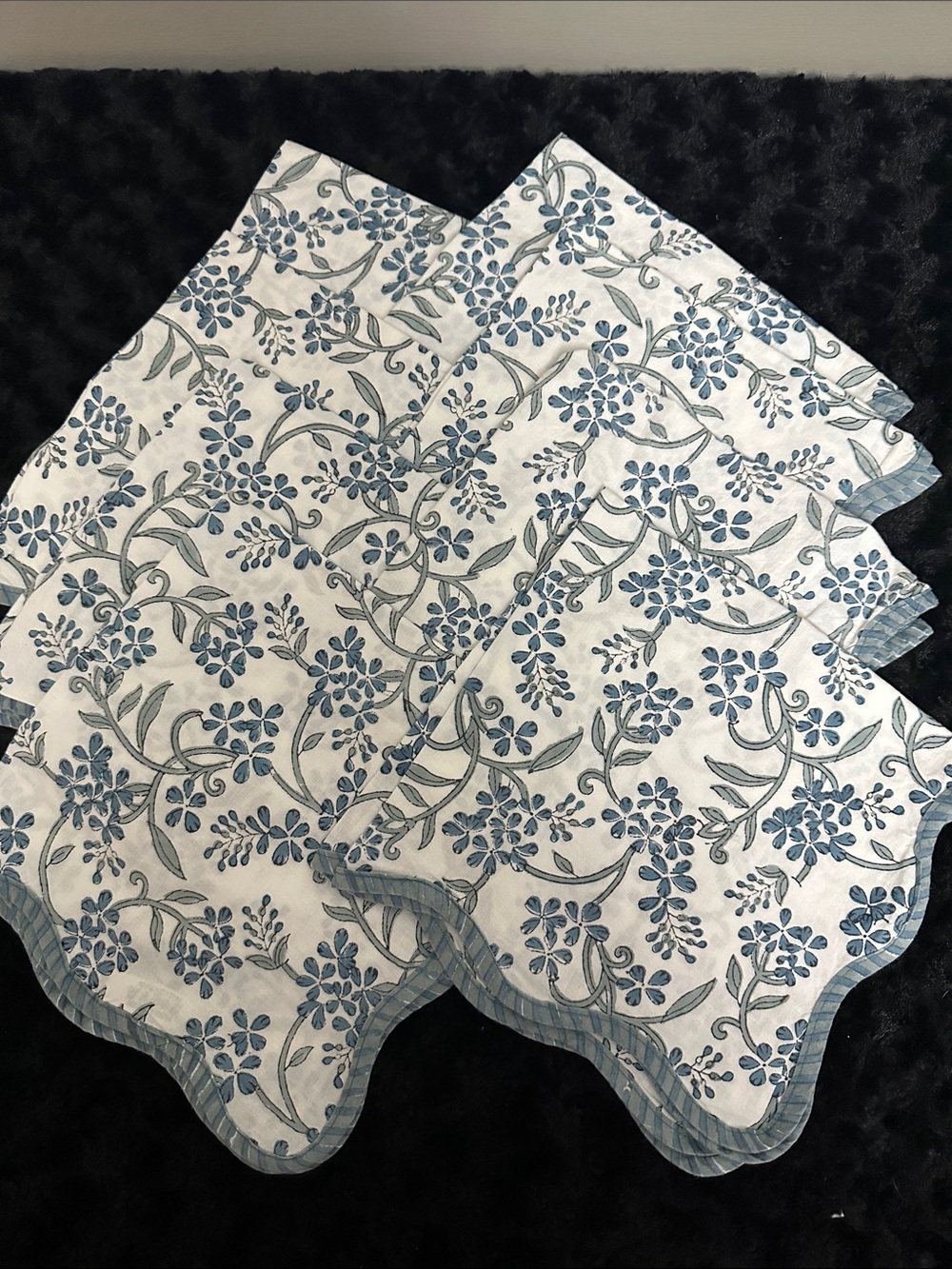 Furbish 8 piece cotton napkin set 18x18